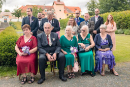 Svatba_Kamila a Jiri_Spalene Porici_FB-0117